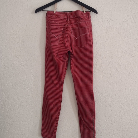 Bullhead Denim Red/Black Striped Jeans - Picture 5 of 9
